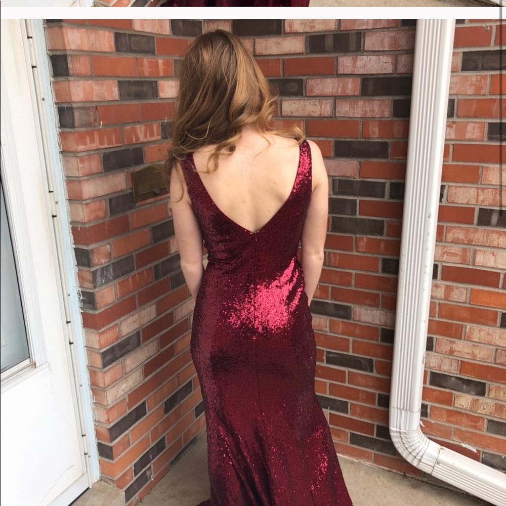 MAROON SEQUIN FORMAL PROM DRESS SPARKLE - Picture 3 of 4
